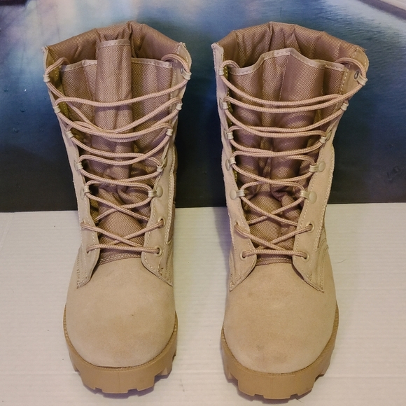 R11 Combat Boots - Picture 10 of 10